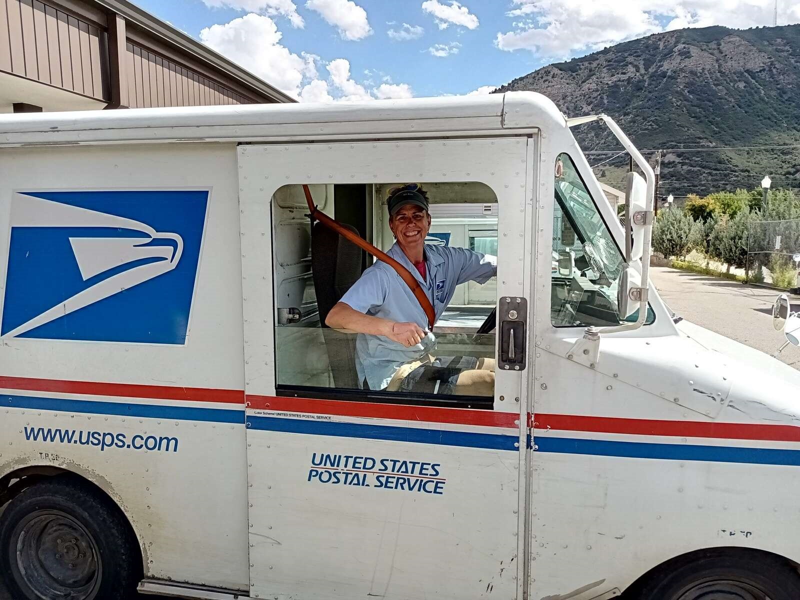 Durango postal worker helps save woman’s life